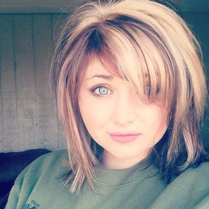 Meet your Posher, Holly